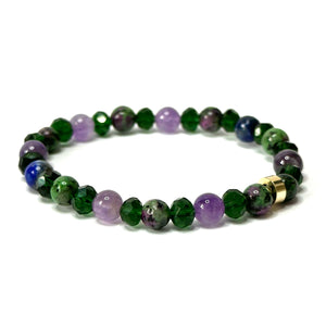 Creative boosting bracelet has crystals with energy that work really well together to help boost your creativity by providing you inspiration. With Ruby Zoisite, Purple Amethyst and Lapis Lazuli.