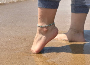 Perfect beach holiday anklet. Turquoise helps with calmness, tranquillity, creativity, and empathy. It represents wisdom, tranquillity, protection, good fortune, and hope.  Aquamarine helps us to gain insight, truth, and wisdom. It can be used to help calm the mind, nerves, and anxieties.  Blue Apatit is a stone of man