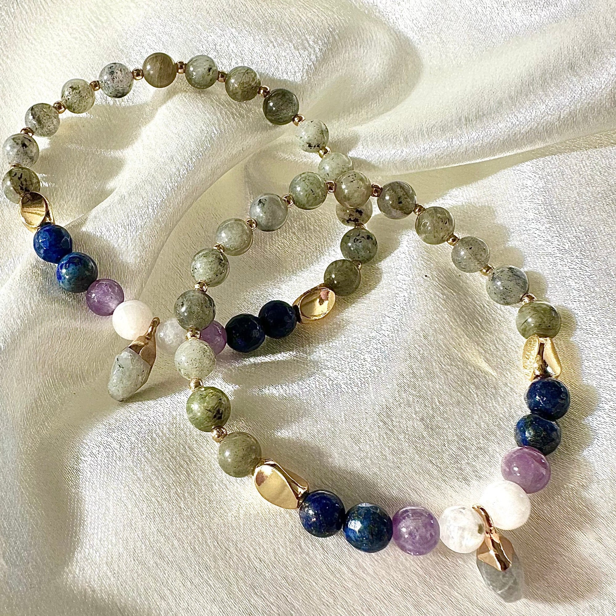 This bracelet is designed to help give relief to those experiencing menopause.  Amethyst helps calm the mind and body, reducing stress, whilst helping combat insomnia along with Moonstone and Labradorite.  Moonstone helps balances the hormonal and menstrual cycle.  Lapis Lazuli helps harmonise the emotional levels.  Labradorite helps fight fatigue, calms mood swings and helps eliminate the stress on the body.